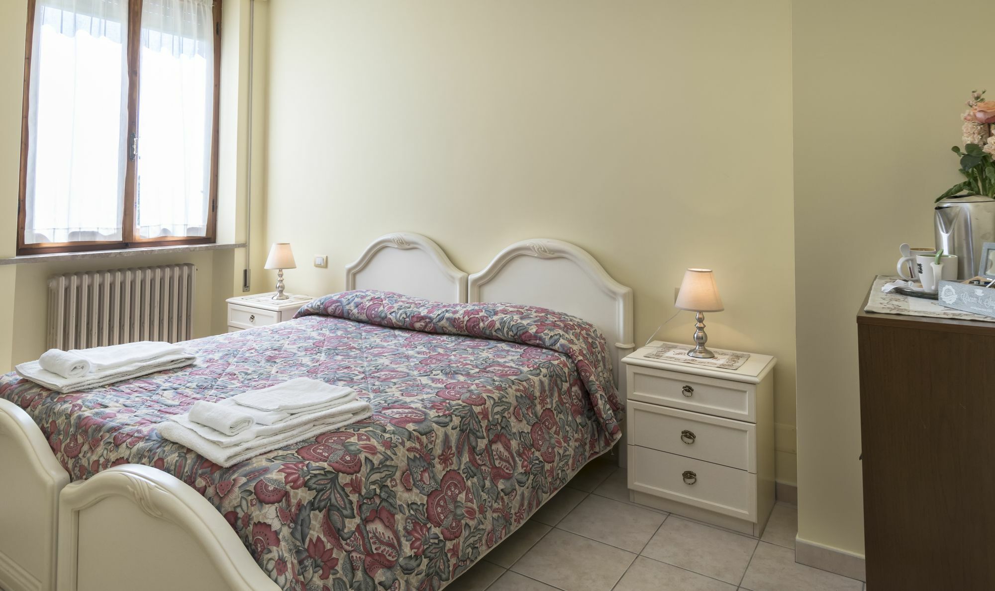 Camere Mariella Ассизи Экстерьер фото