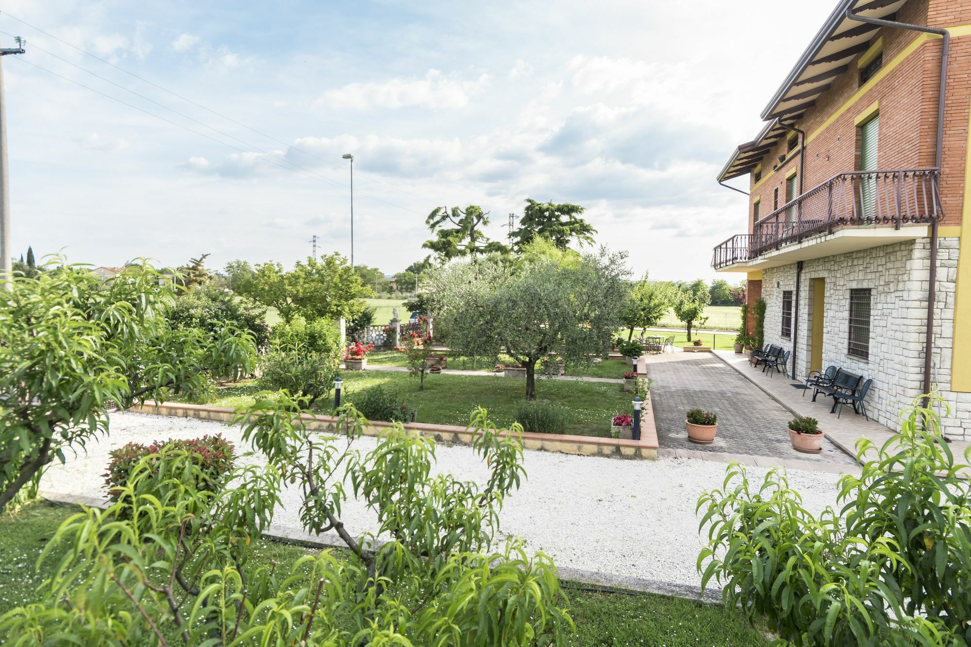 Camere Mariella Ассизи Экстерьер фото