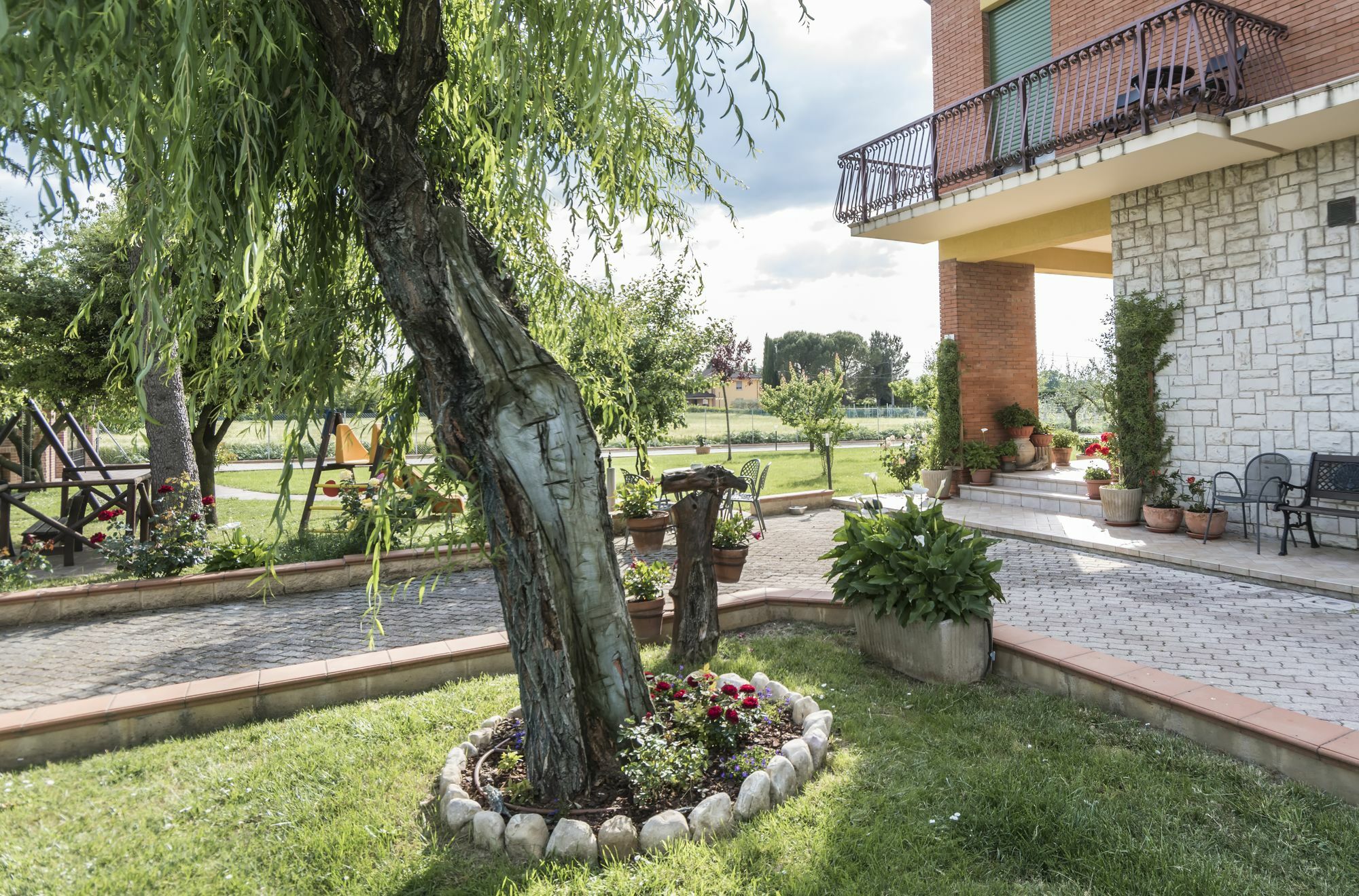 Camere Mariella Ассизи Экстерьер фото